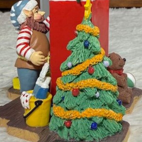 Vintage Coca-Cola 'An Elf's Favorite Chore' North Pole Bottling Works #71002 - Picture 11 of 16